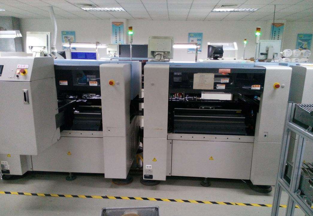 SMT表面安裝工藝的特點